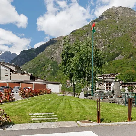 Val Masino *